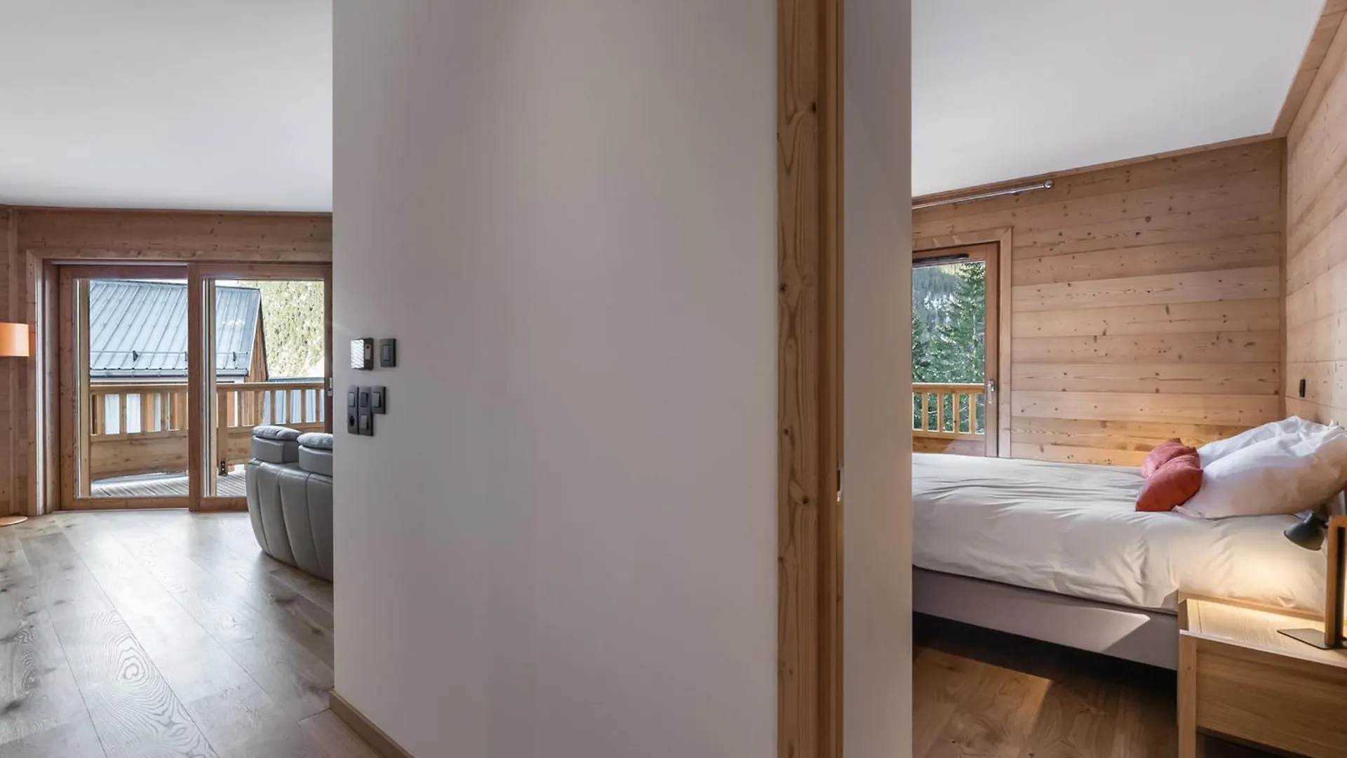 Appartement T4 A Courchevel Moriond, A 100M Des Pistes, Avec Parking, Wifi Et Services Inclus - Fr-1-563-48 Apartmán